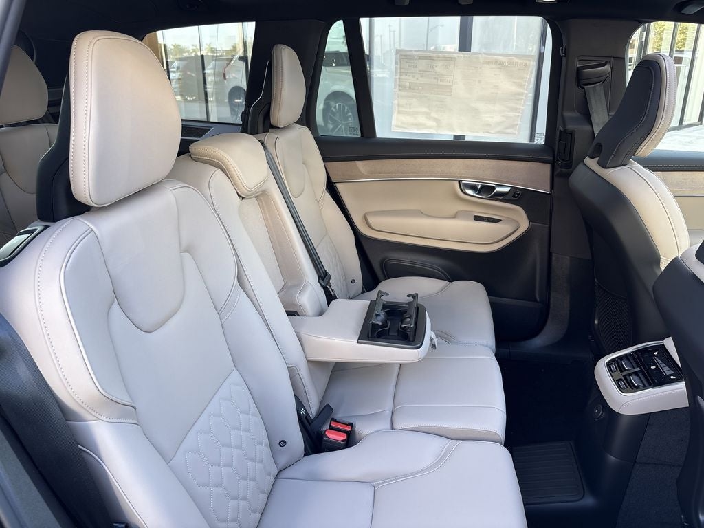 2026 Volvo XC90 Plug-In Hybrid T8 Plus 7 Passenger