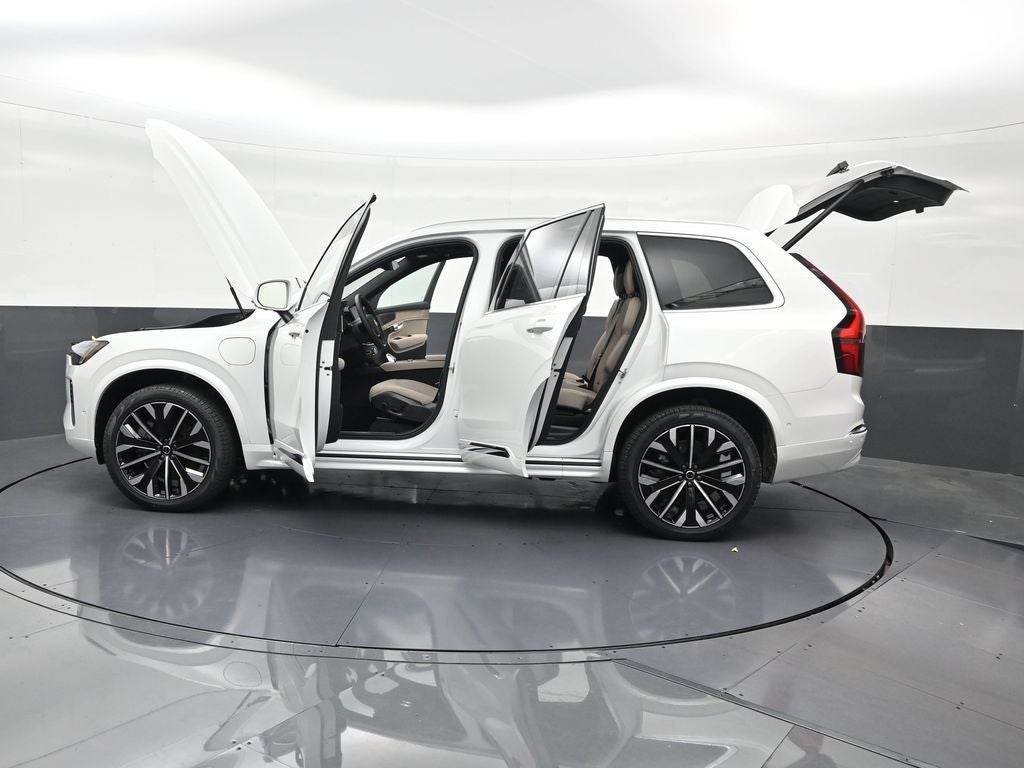 2026 Volvo XC90 Plug-In Hybrid T8 Plus 7 Passenger