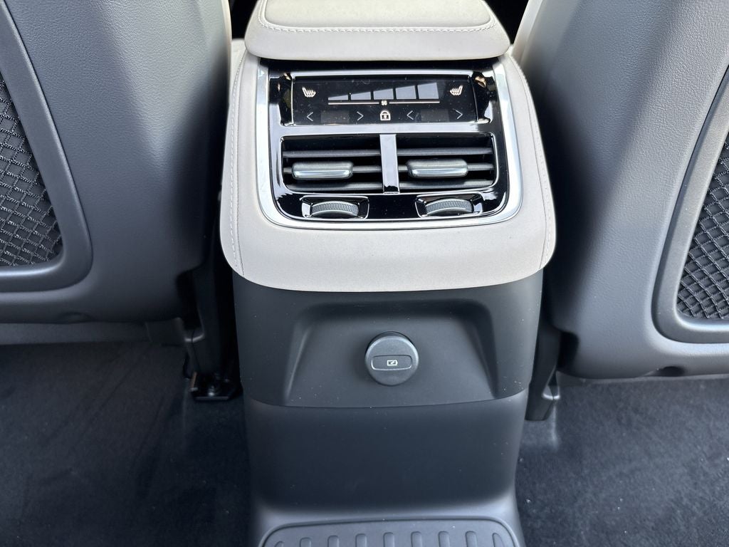 2026 Volvo XC90 Plug-In Hybrid T8 Plus 7 Passenger