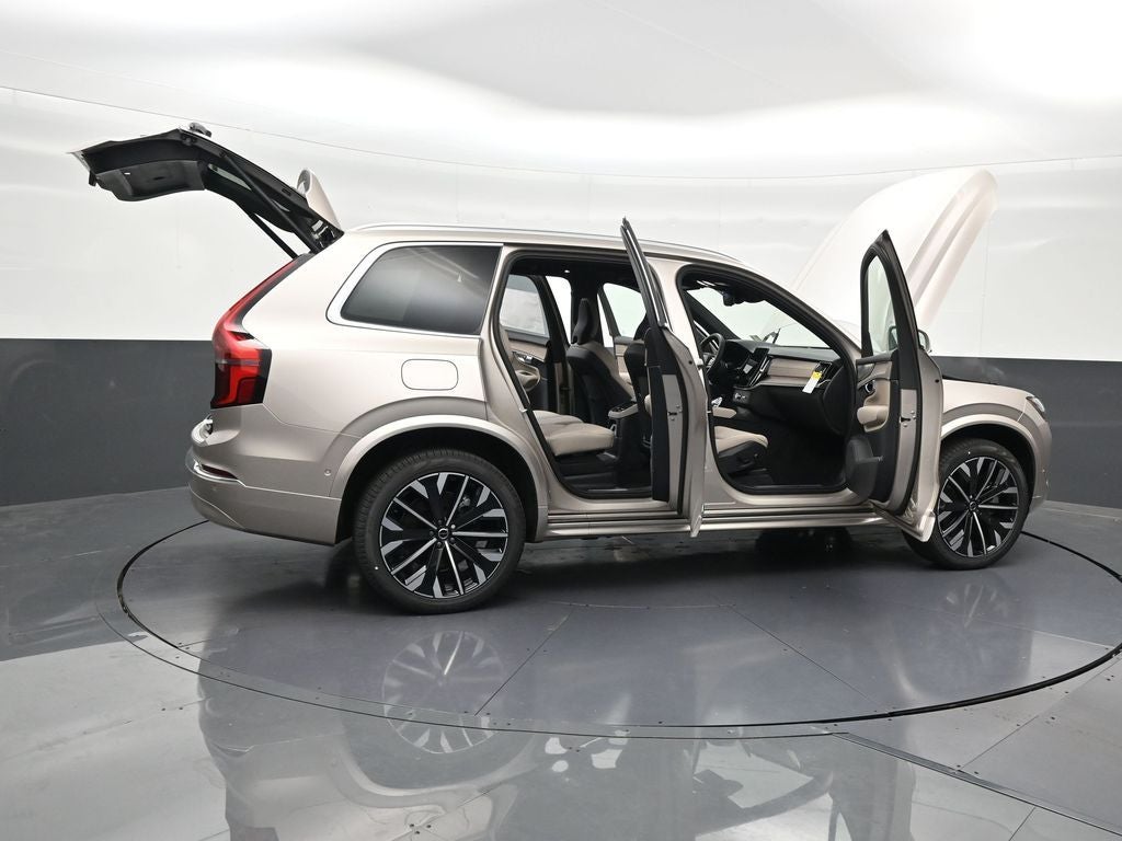 2026 Volvo XC90 Plug-In Hybrid T8 Plus 7 Passenger