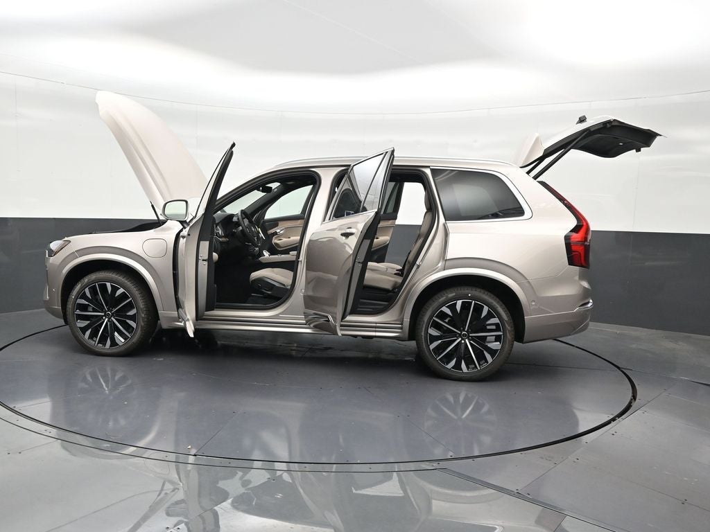 2026 Volvo XC90 Plug-In Hybrid T8 Plus 7 Passenger