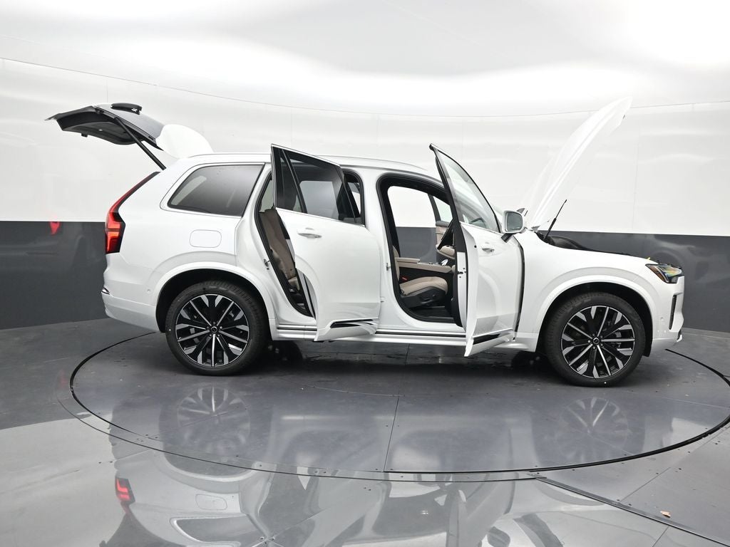 2026 Volvo XC90 Plug-In Hybrid T8 Plus 7 Passenger