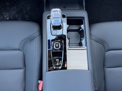 2026 Volvo XC90 Plug-In Hybrid T8 Plus 7 Passenger