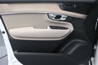 2026 Volvo XC90 Plug-In Hybrid T8 Plus 7 Passenger