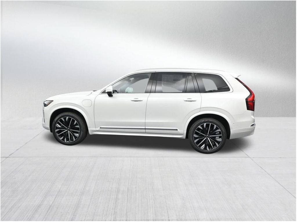 2026 Volvo XC90 Plug-In Hybrid T8 Plus 7 Passenger