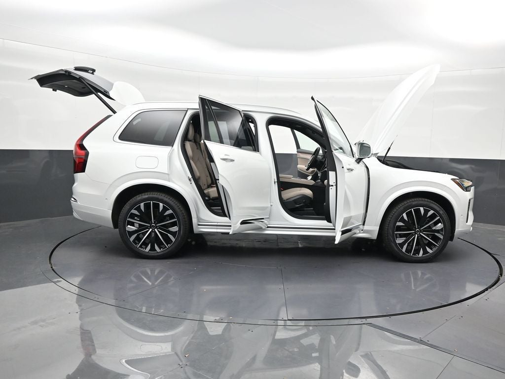 2026 Volvo XC90 Plug-In Hybrid T8 Plus 7 Passenger