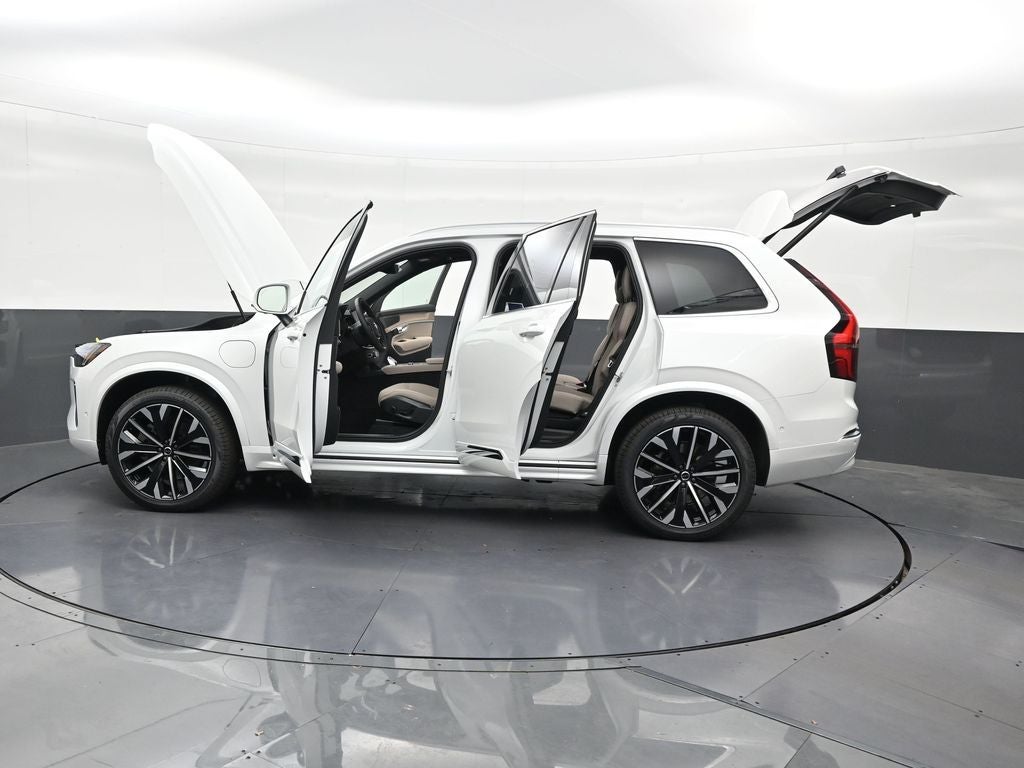2026 Volvo XC90 Plug-In Hybrid T8 Plus 7 Passenger