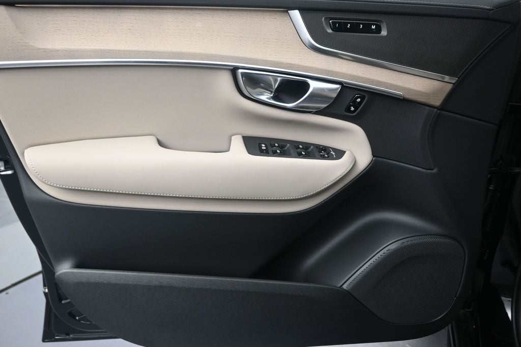 2026 Volvo XC90 Plug-In Hybrid T8 Plus 7 Passenger