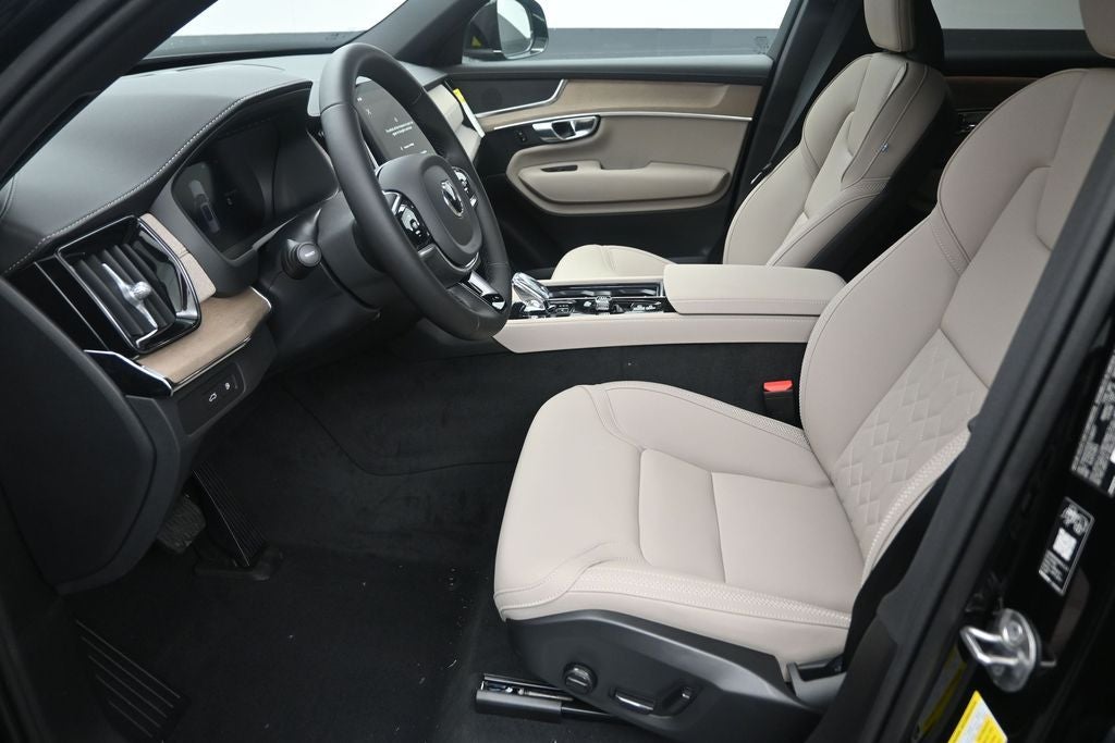 2026 Volvo XC90 Plug-In Hybrid T8 Plus 7 Passenger