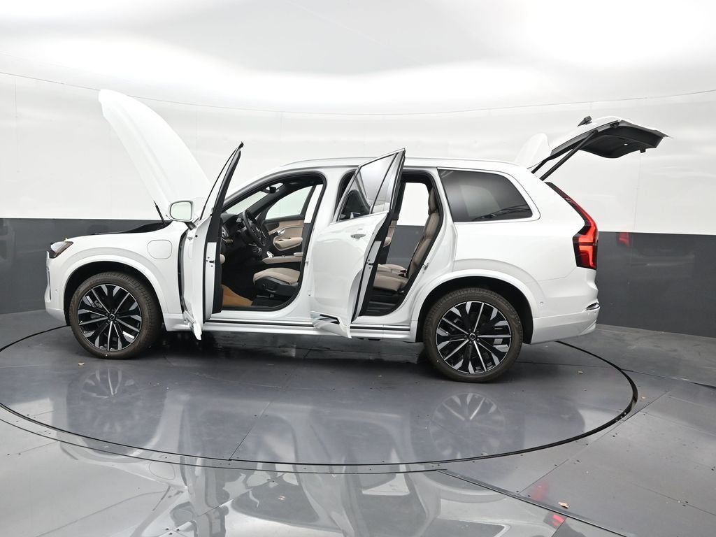 2026 Volvo XC90 Plug-In Hybrid T8 Plus 7 Passenger