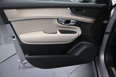 2026 Volvo XC90 Plug-In Hybrid T8 Plus 7 Passenger