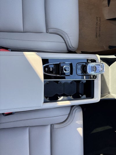 2026 Volvo XC90 Plug-In Hybrid T8 Ultra 7 Passenger