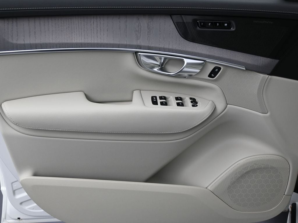 2026 Volvo XC90 Plug-In Hybrid T8 Ultra 7 Passenger