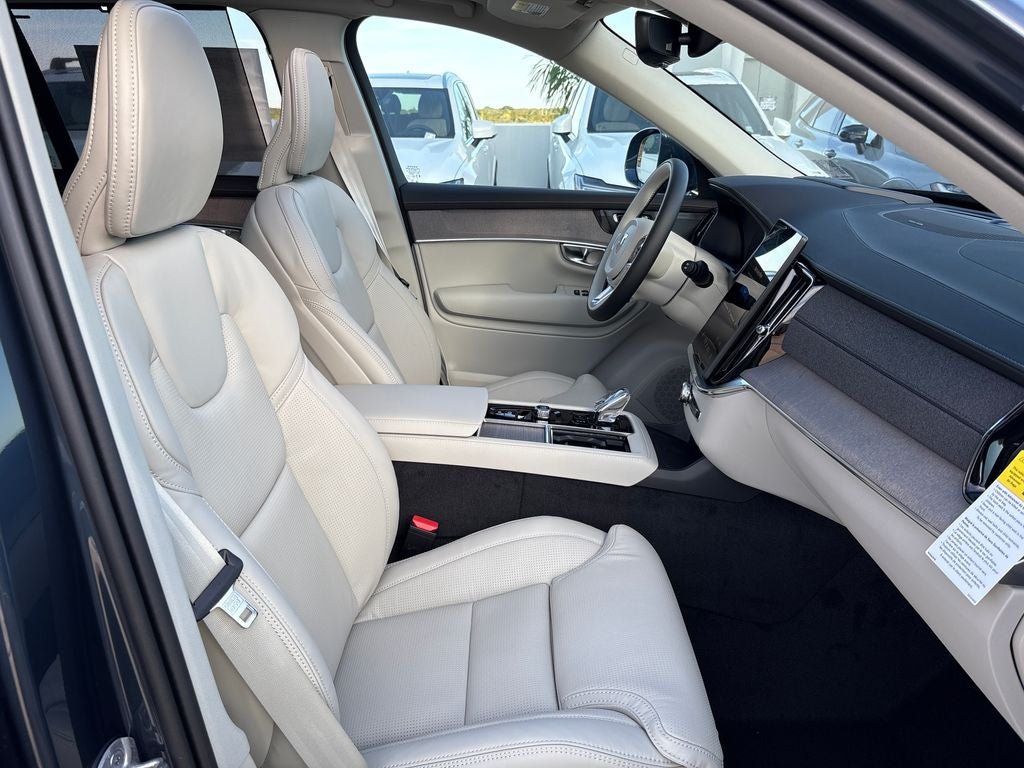 2026 Volvo XC90 Plug-In Hybrid T8 Ultra 7 Passenger