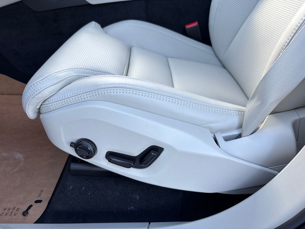 2026 Volvo XC90 Plug-In Hybrid T8 Ultra 7 Passenger