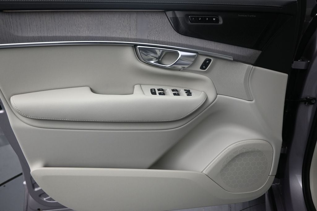 2026 Volvo XC90 Plug-In Hybrid T8 Ultra 7 Passenger