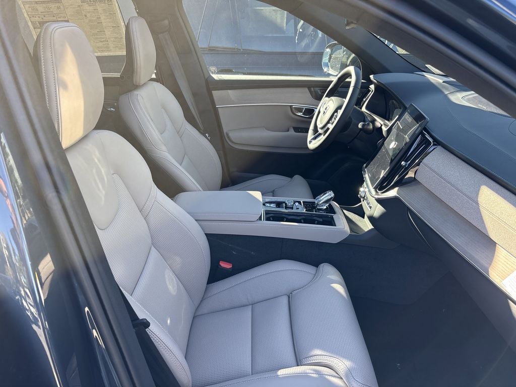 2026 Volvo XC90 Plug-In Hybrid T8 Ultra 7 Passenger