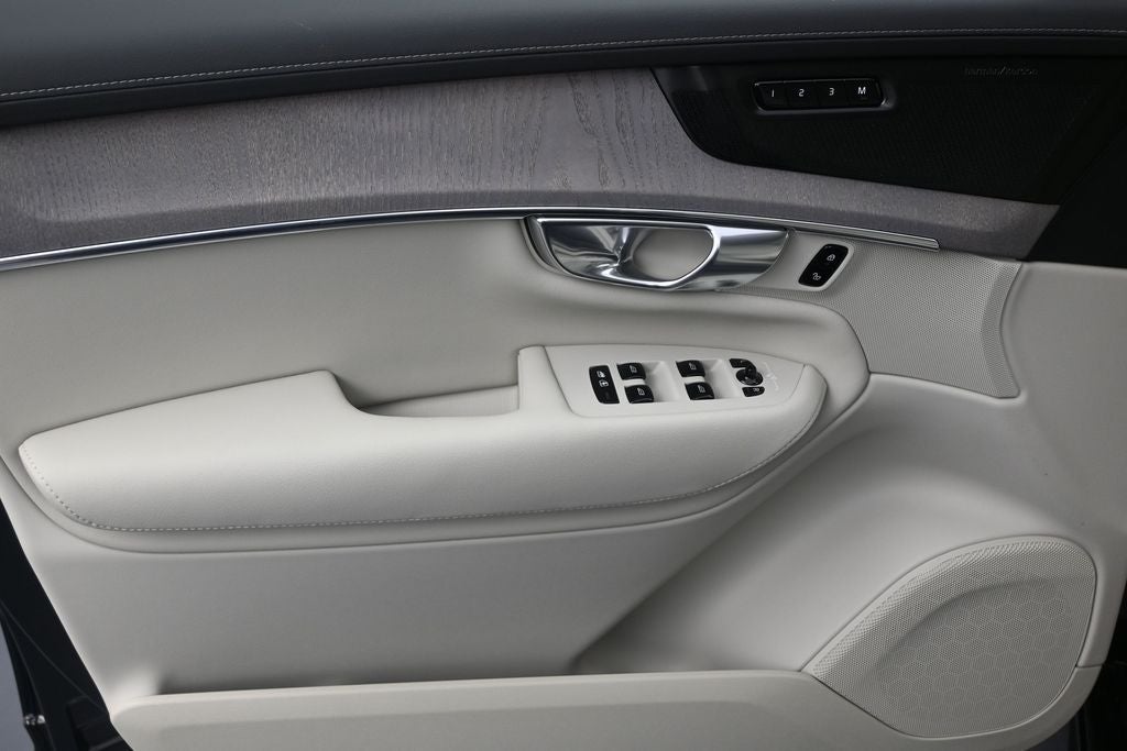 2026 Volvo XC90 Plug-In Hybrid T8 Ultra 7 Passenger
