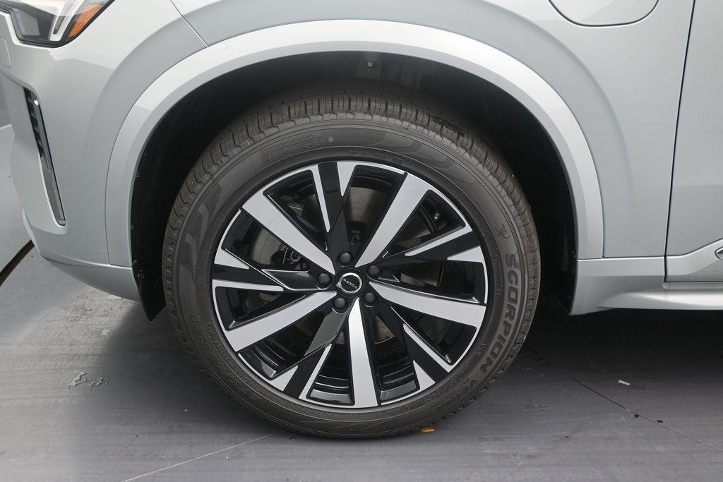2026 Volvo XC90 Plug-In Hybrid T8 Core