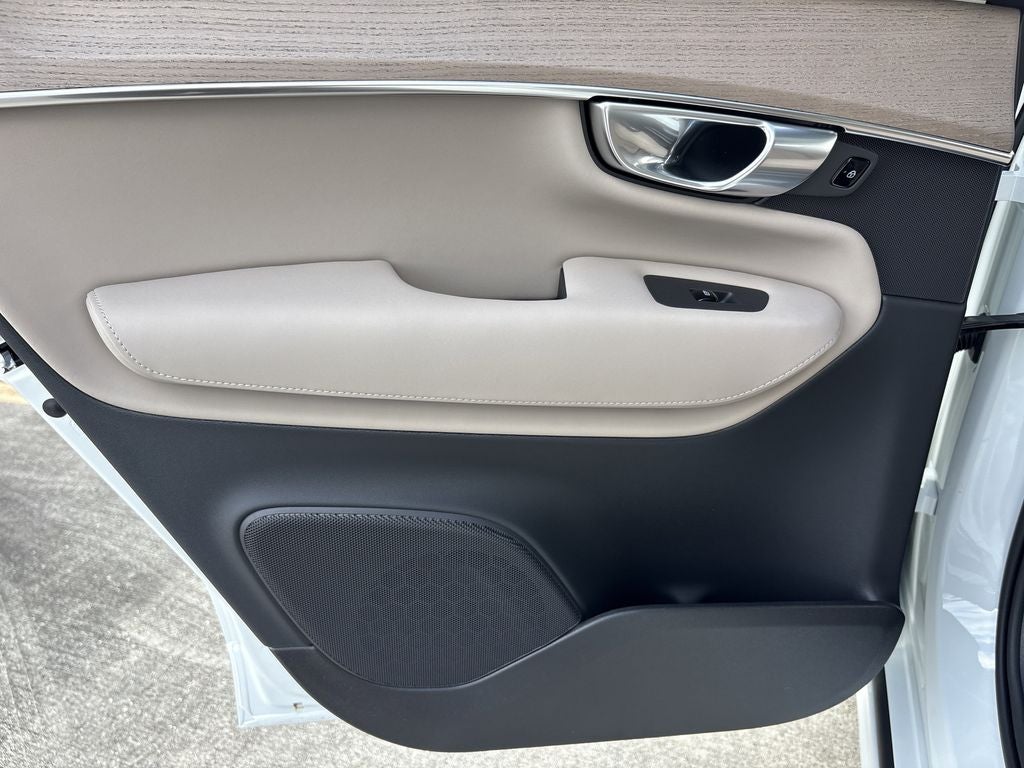 2026 Volvo XC90 Plug-In Hybrid T8 Core