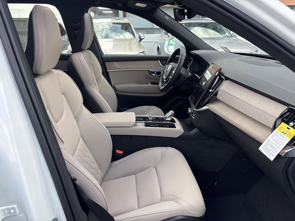 2026 Volvo XC90 Plug-In Hybrid T8 Core