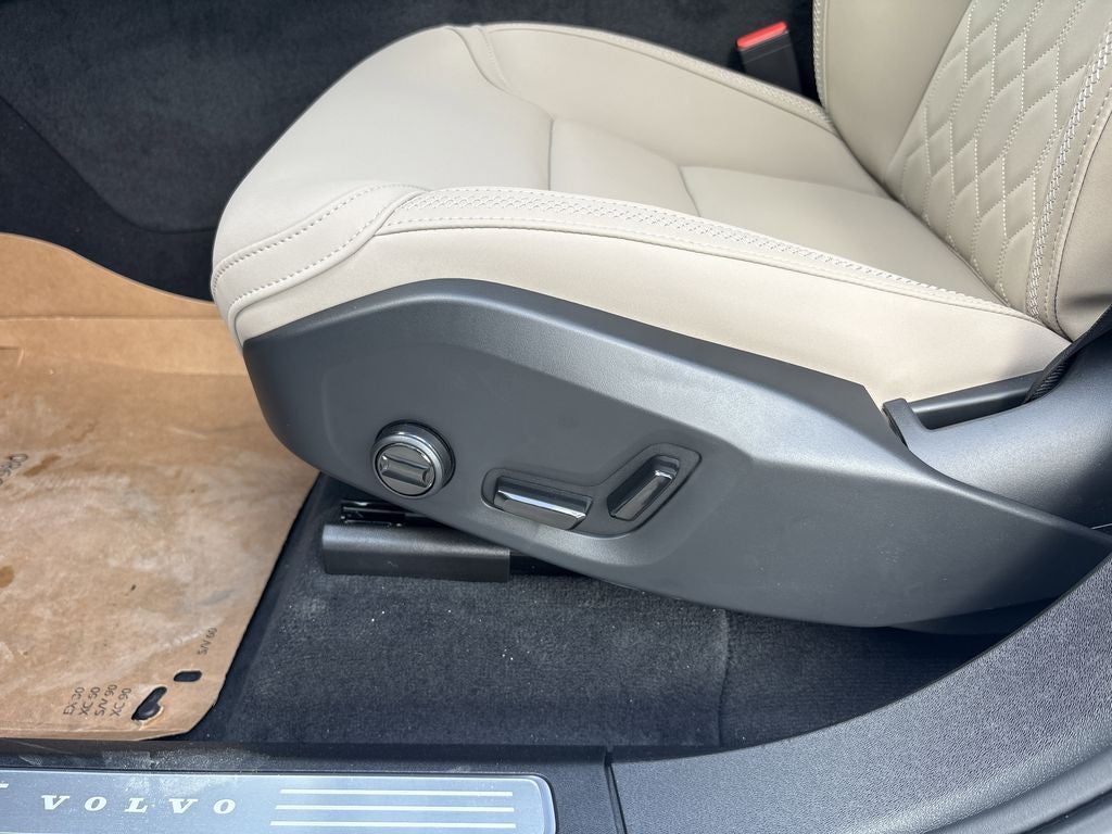 2026 Volvo XC90 Plug-In Hybrid T8 Core