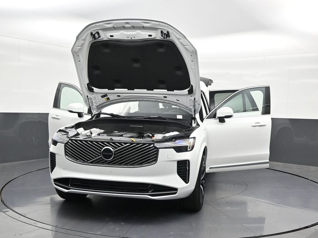 2026 Volvo XC90 Plug-In Hybrid T8 Core