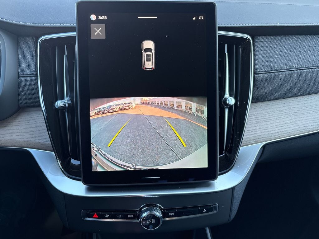 2026 Volvo XC90 Plug-In Hybrid T8 Core