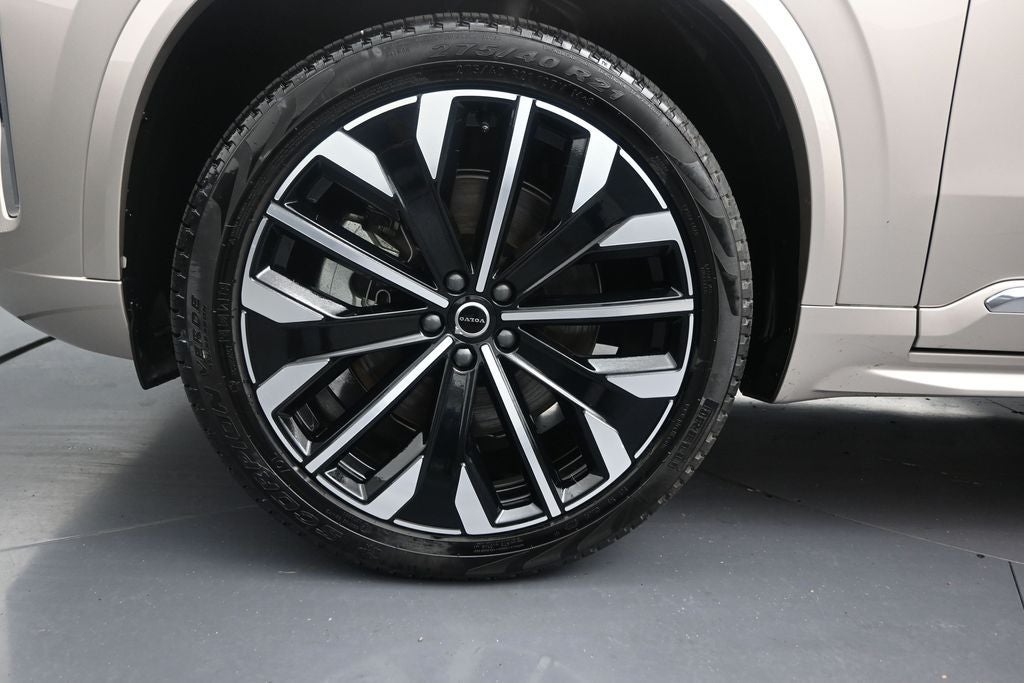 2026 Volvo XC90 Plug-In Hybrid T8 Core
