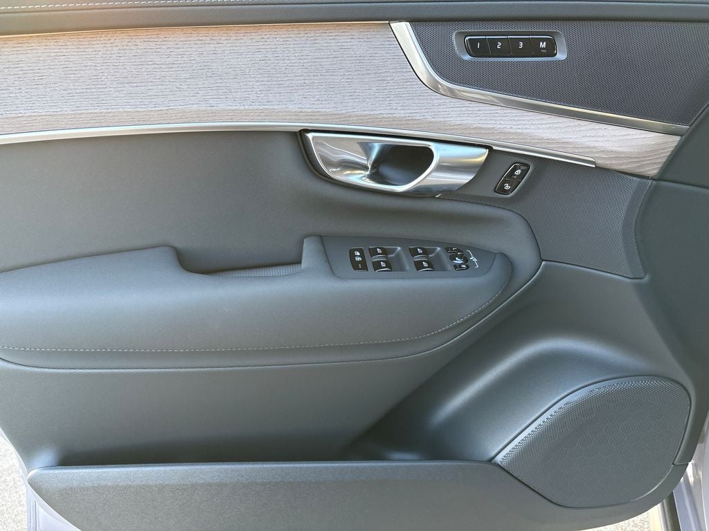 2026 Volvo XC90 Plug-In Hybrid T8 Core
