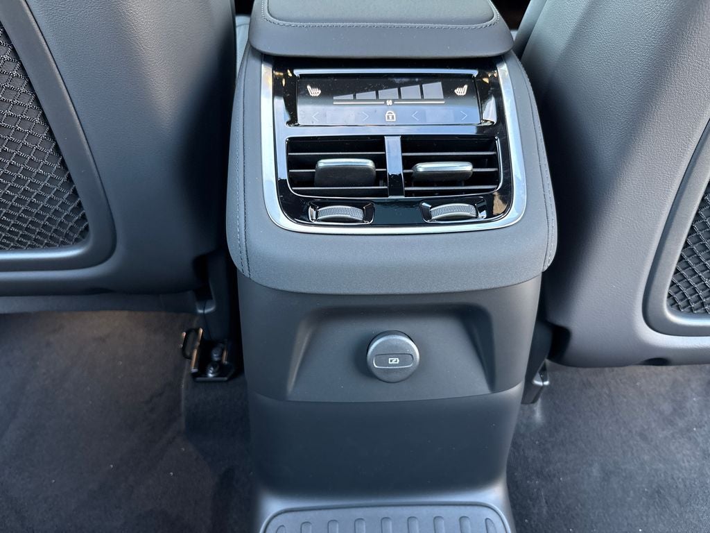 2026 Volvo XC90 Plug-In Hybrid T8 Core