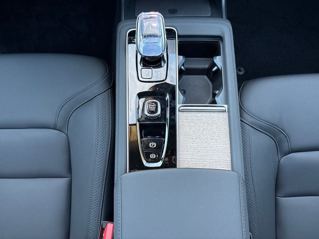 2026 Volvo XC90 Plug-In Hybrid T8 Core