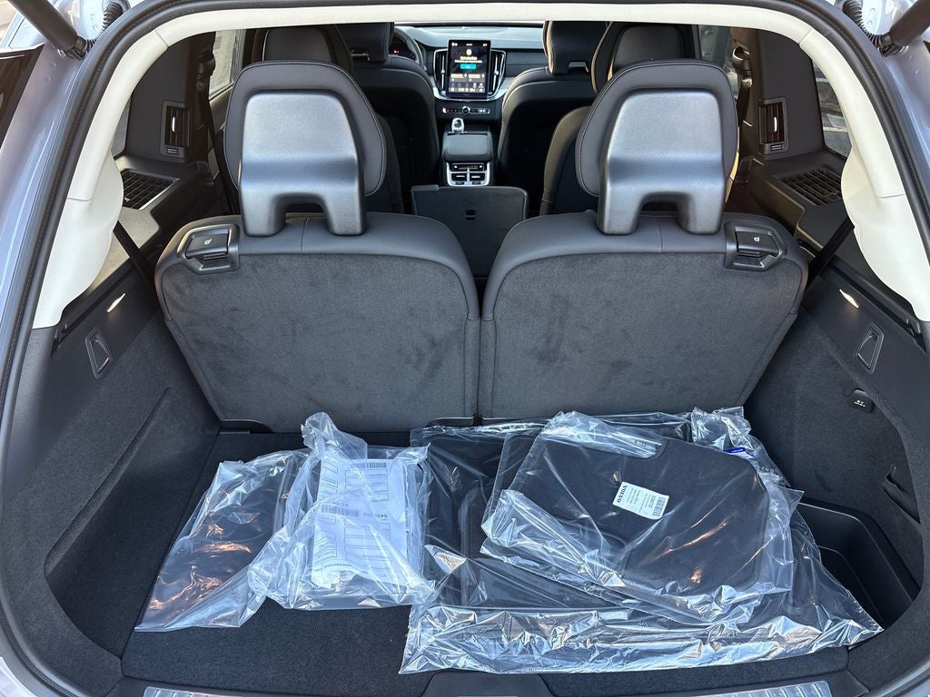 2026 Volvo XC90 Plug-In Hybrid T8 Core