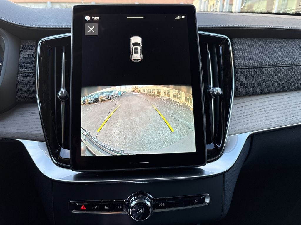 2026 Volvo XC90 Plug-In Hybrid T8 Core