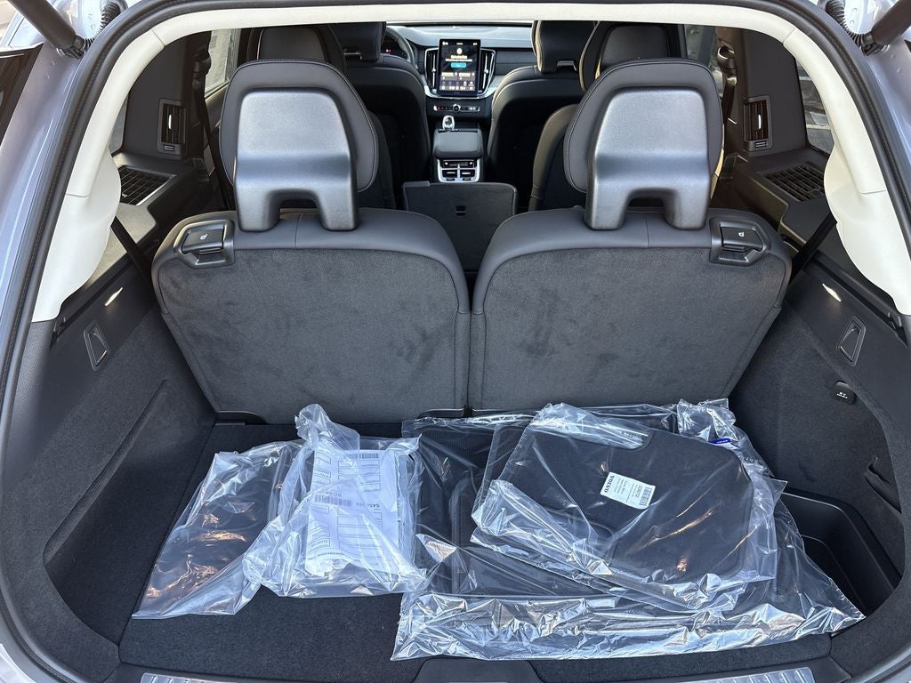 2026 Volvo XC90 Plug-In Hybrid T8 Core