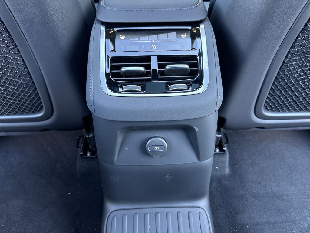 2026 Volvo XC90 Plug-In Hybrid T8 Core