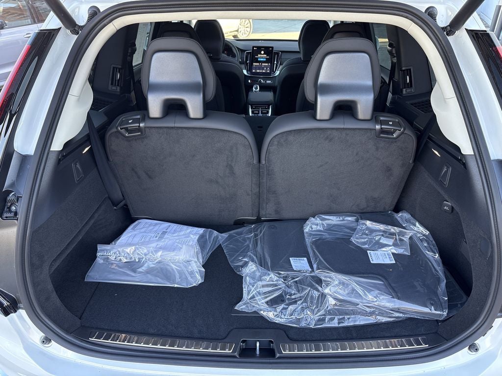 2026 Volvo XC90 Plug-In Hybrid T8 Core