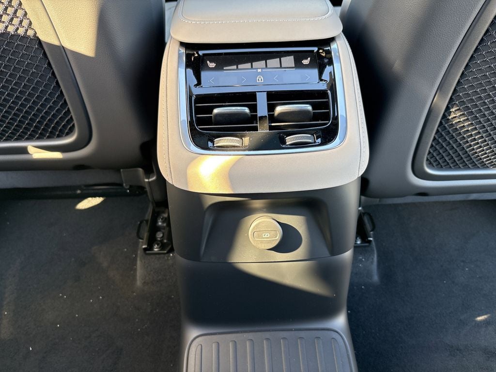 2026 Volvo XC90 Plug-In Hybrid T8 Core