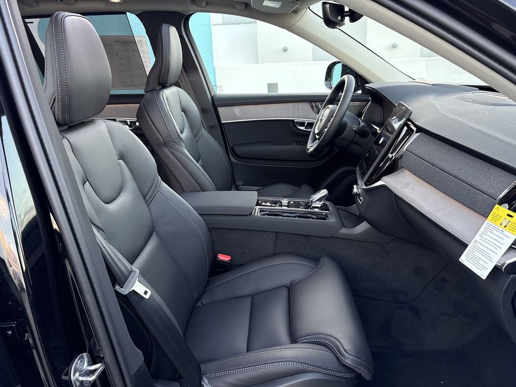 2026 Volvo XC90 Plug-In Hybrid T8 Ultra