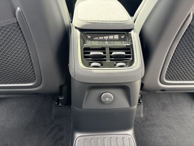 2026 Volvo XC90 Plug-In Hybrid T8 Ultra