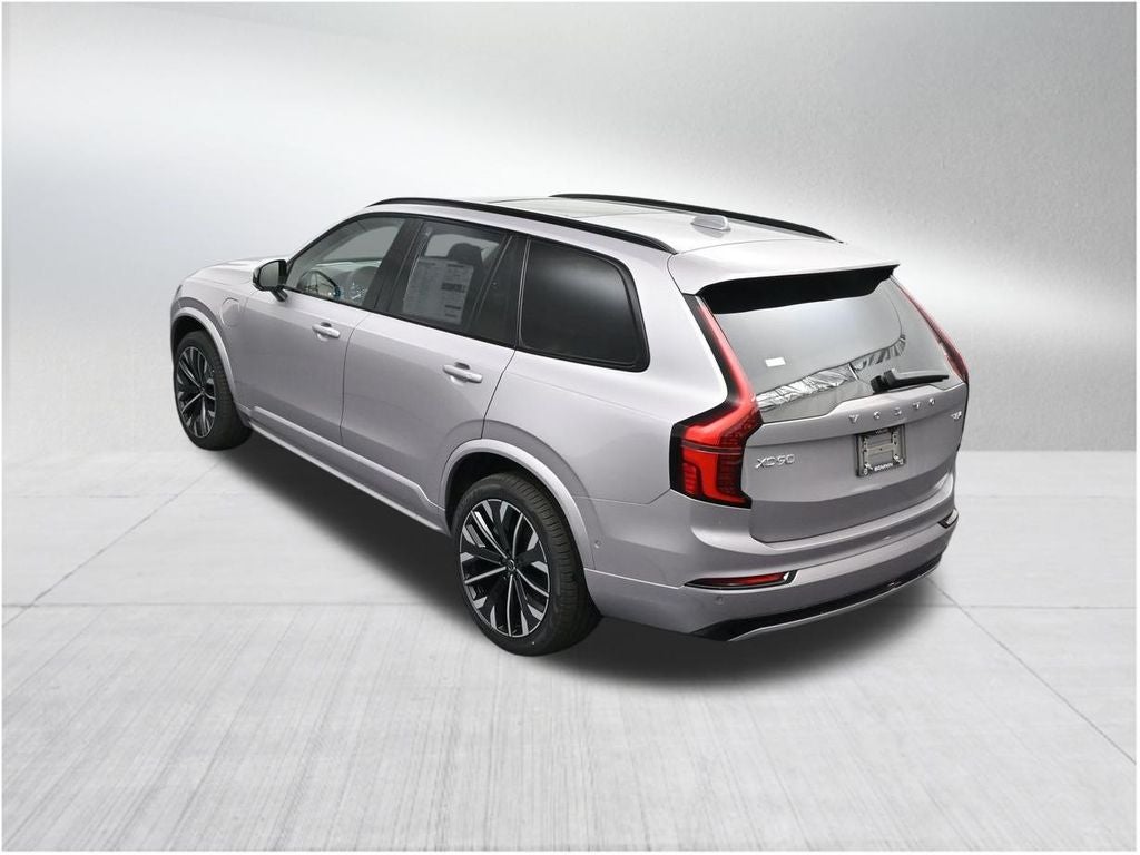 2026 Volvo XC90 Plug-In Hybrid T8 Ultra