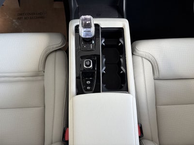 2026 Volvo XC90 Plug-In Hybrid T8 Ultra