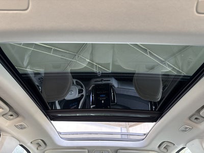 2026 Volvo XC90 Plug-In Hybrid T8 Ultra