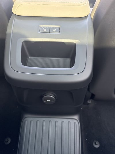 2026 Volvo XC60 Plug-In Hybrid T8 Plus