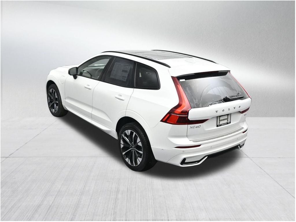 2026 Volvo XC60 Plug-In Hybrid T8 Plus