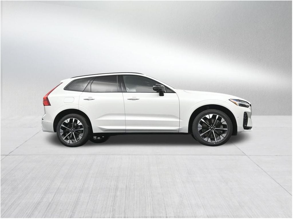 2026 Volvo XC60 Plug-In Hybrid T8 Plus