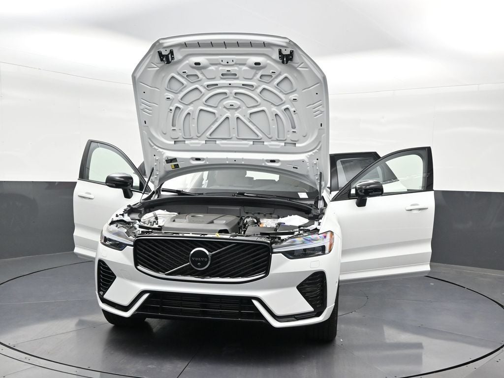 2026 Volvo XC60 Plug-In Hybrid T8 Plus