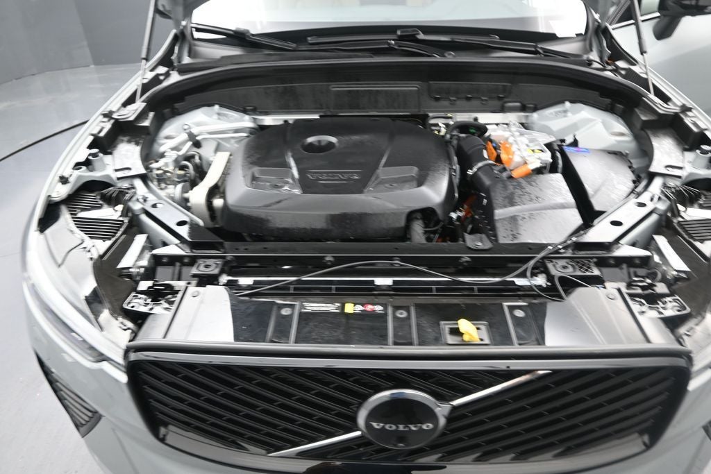 2026 Volvo XC60 Plug-In Hybrid T8 Plus