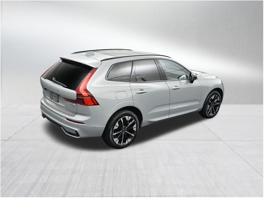 2026 Volvo XC60 Plug-In Hybrid T8 Plus