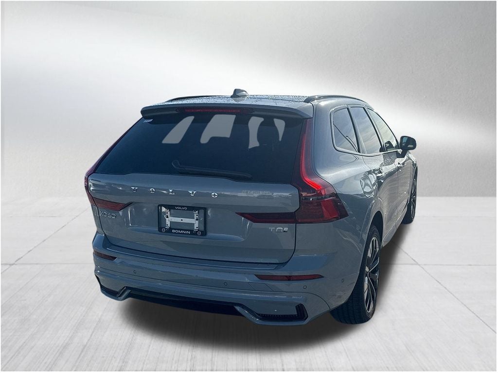 2026 Volvo XC60 Plug-In Hybrid T8 Plus